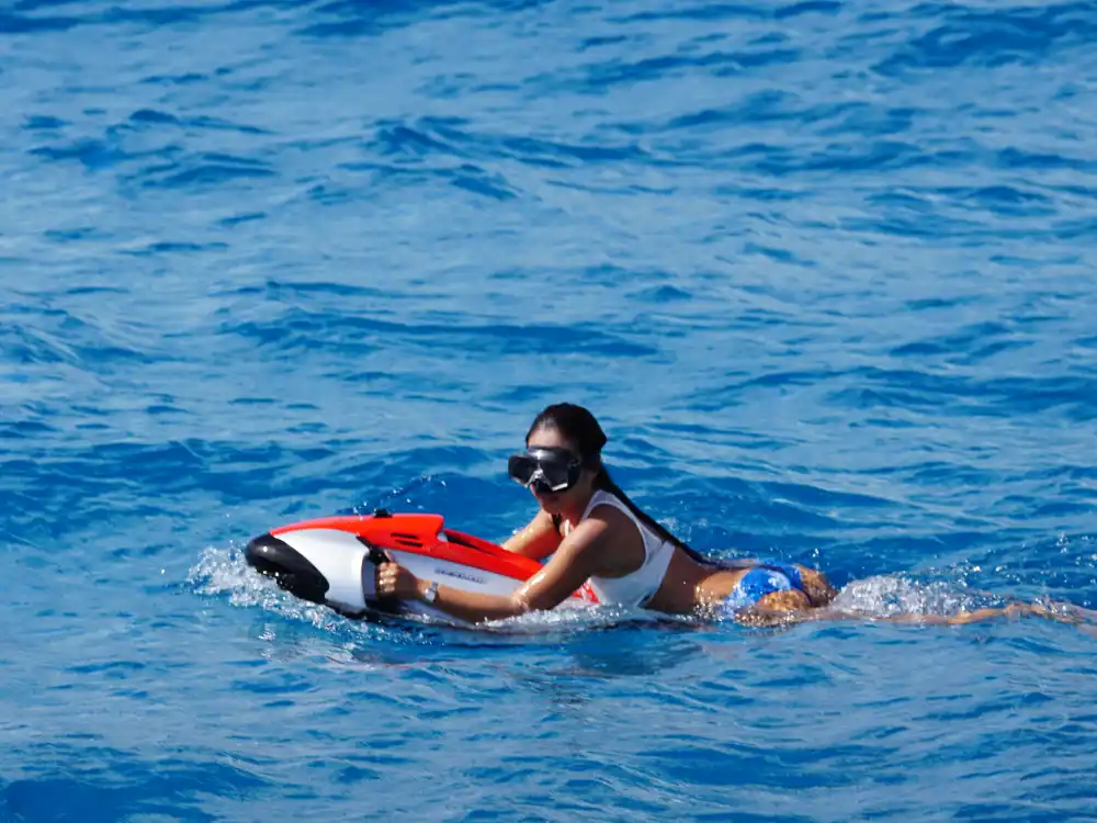 Ocean activity: Seabob